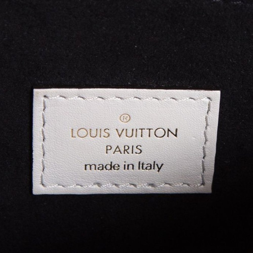 ❌SOLD❌ Louis Vuitton Chantilly Lock Reverse Bag - Picture 13 of 16